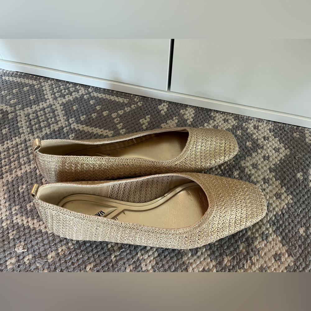 Zara Ballet flats Sz 41